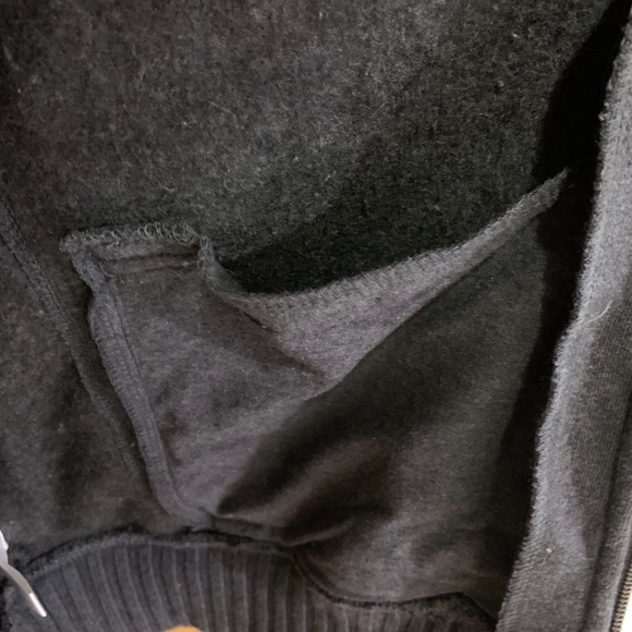 CK Men's Zip Up Sweater with Pockets Large - Picture 5 of 8